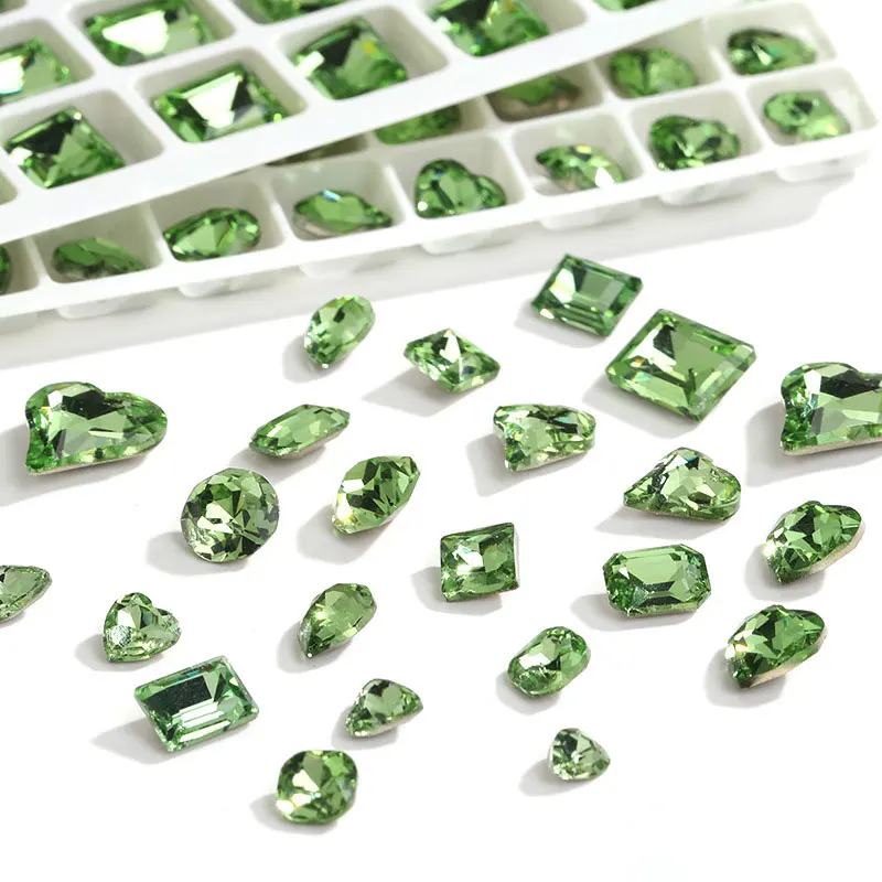 

10Pcs/Bag 3D Green Crystal Nail Rhinestone Pointed Bottom Diamond Crooked Gems Burtteryfly Nail Art Crystal Stones Nail Parts D
