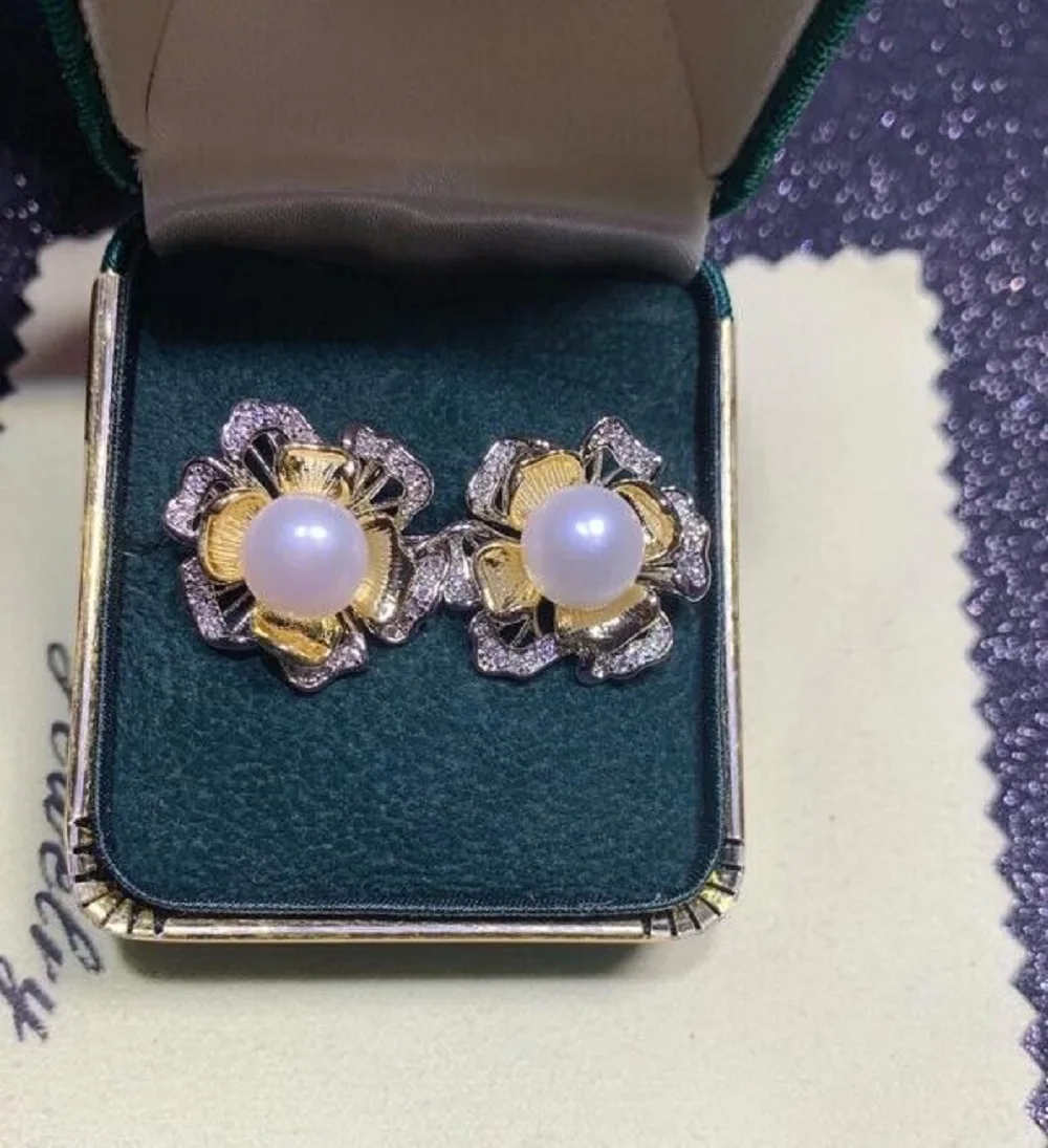 Великолепный комплект подвески и серьг с белой заклепкой жемчугом Южного моря AAAA