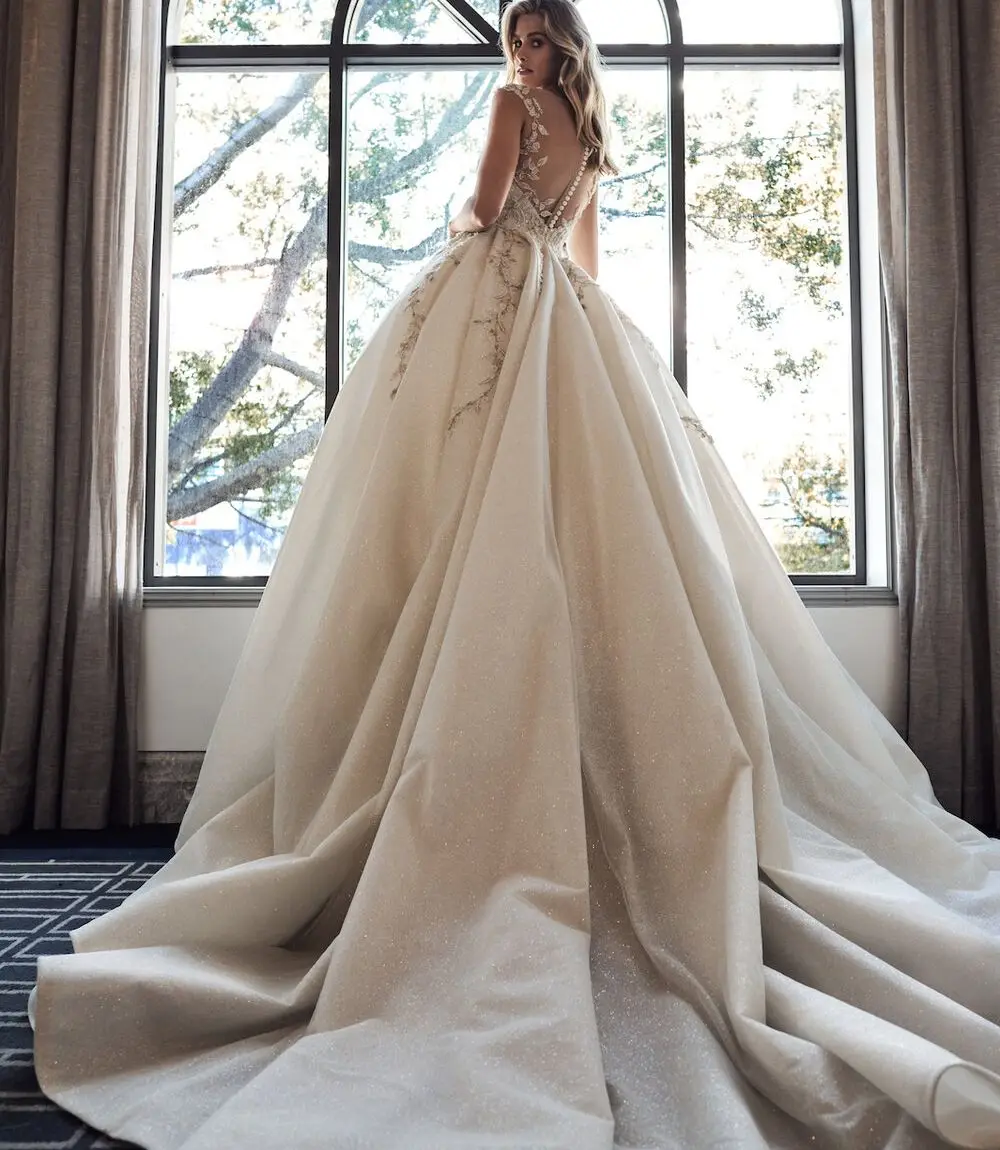 

Luxury Country Wedding Dress Lace Appliqued Beaded A Line Boho Wedding Gowns Bohemian Style Vestidos De Novia