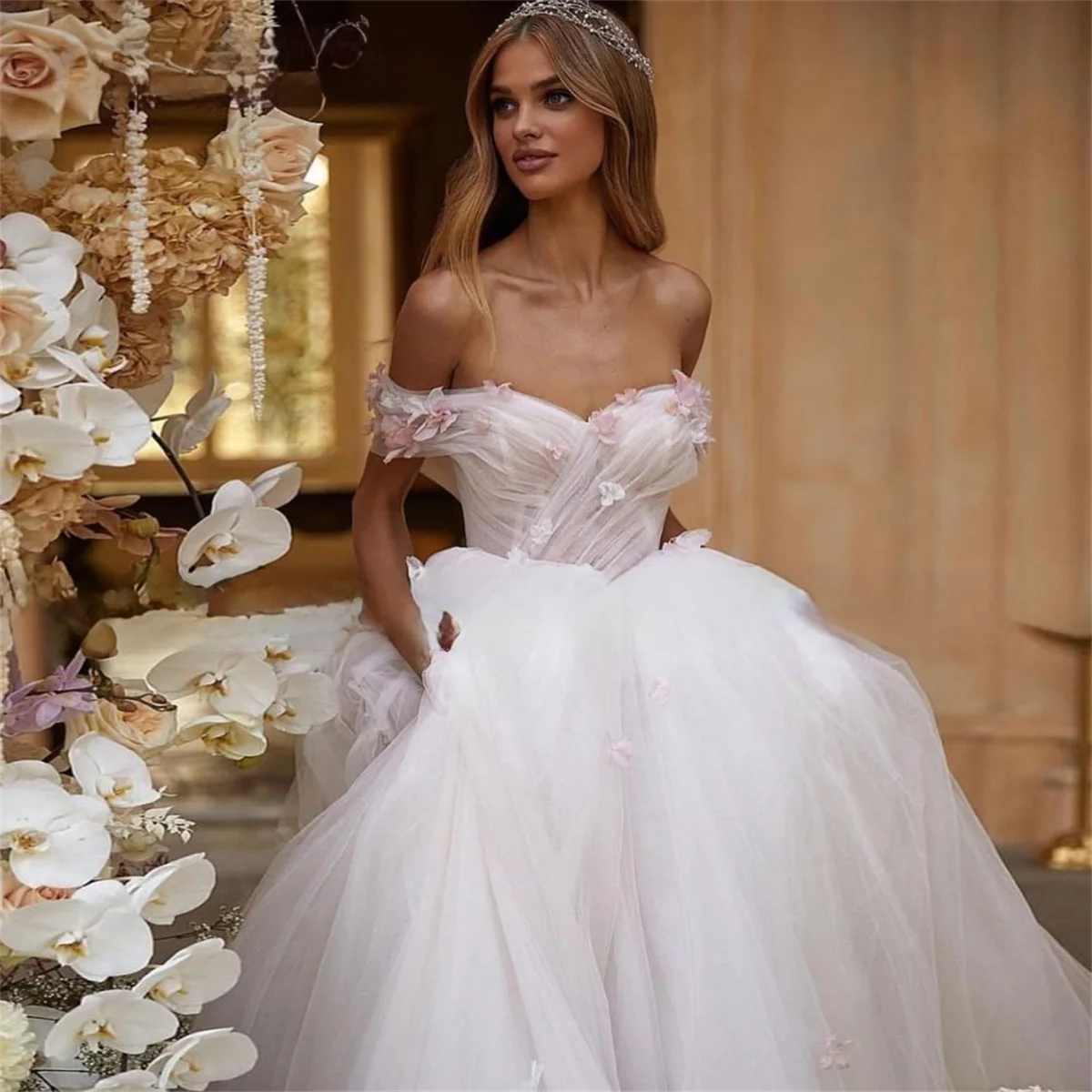 Купи Romantic Wedding Dress 2022 Bridal Gown Pleats Sweetheart Off Shoulder Flower Chapel Train White Ivory Formal Party Pageant за 10,403 рублей в магазине AliExpress