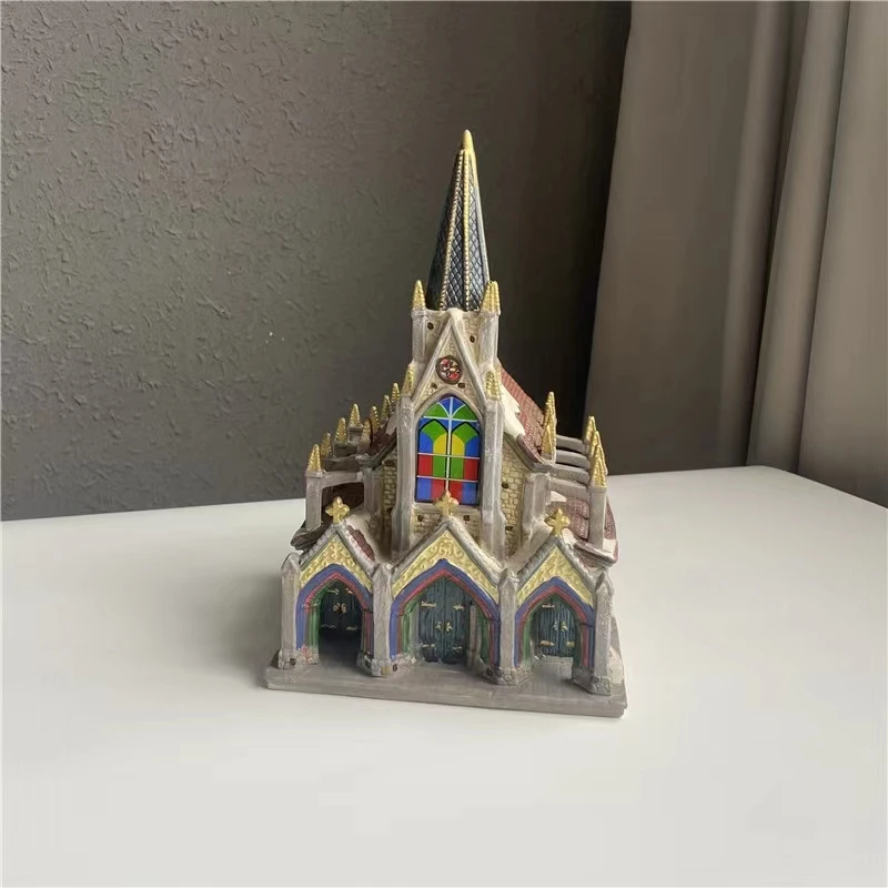 

Creative Ceramic Painted Lamp House Miniature Version of European Building Home Furnishing Living Room Ornaments Gift