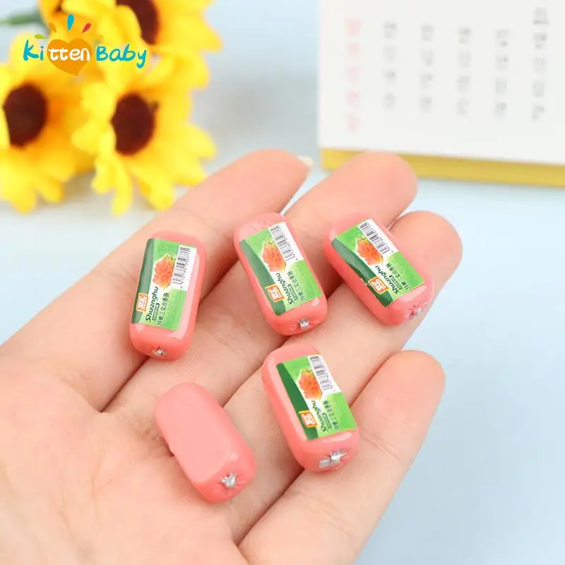 

5pcs Simulation Ham Sausage Dollhouse Miniature Hot Dog Dachshund Model Doll House Kitchen Accessories New