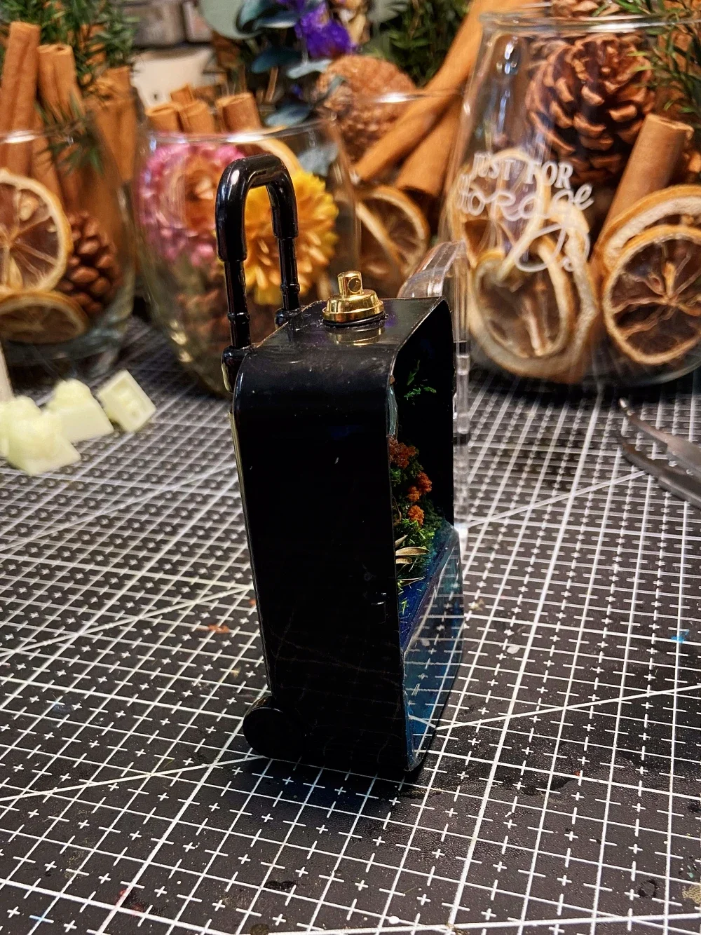 Миниатюрная металлическая статуэтка &quotТропический лес&quot