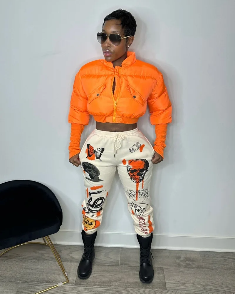 

Парка женская однотонная с воротником-стойкой и длинным рукавом, на молнии