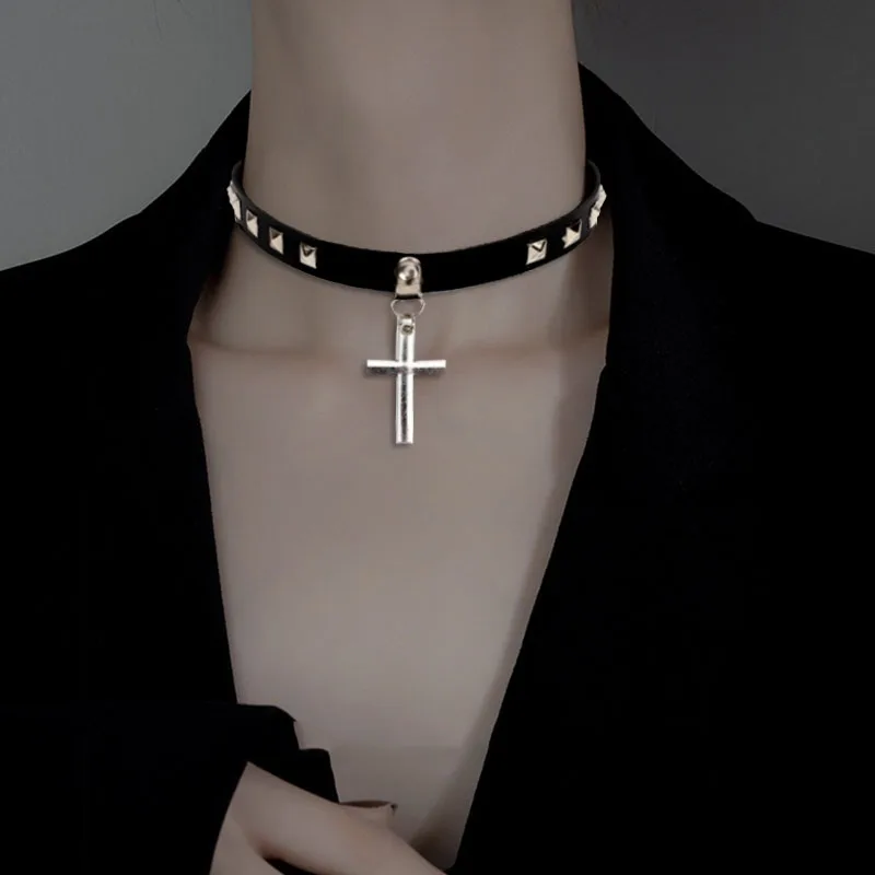 

Punk Gothic Cross Pendant Necklace for Women Black PU Leather Rivet Choker Collar Statement Exaggerated Goth Cosplay Jewelry