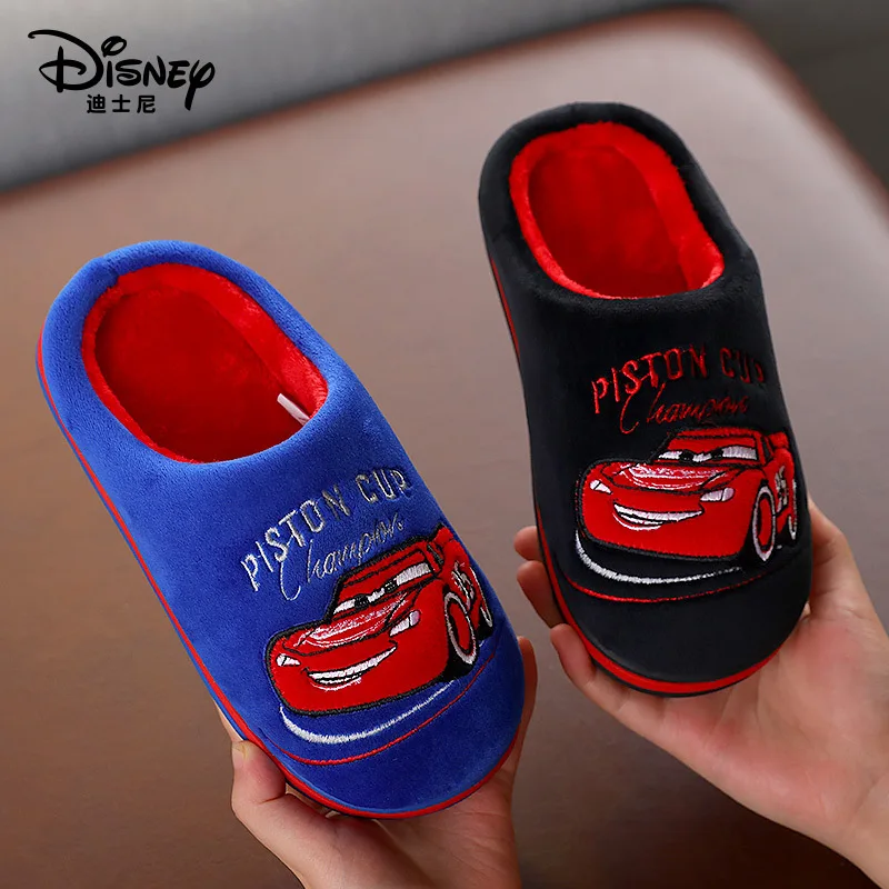

Новые детские хлопковые тапочки Disney, зимние Нескользящие домашние тапочки для мальчиков с милыми мультяшными машинками, детские теплые хло...