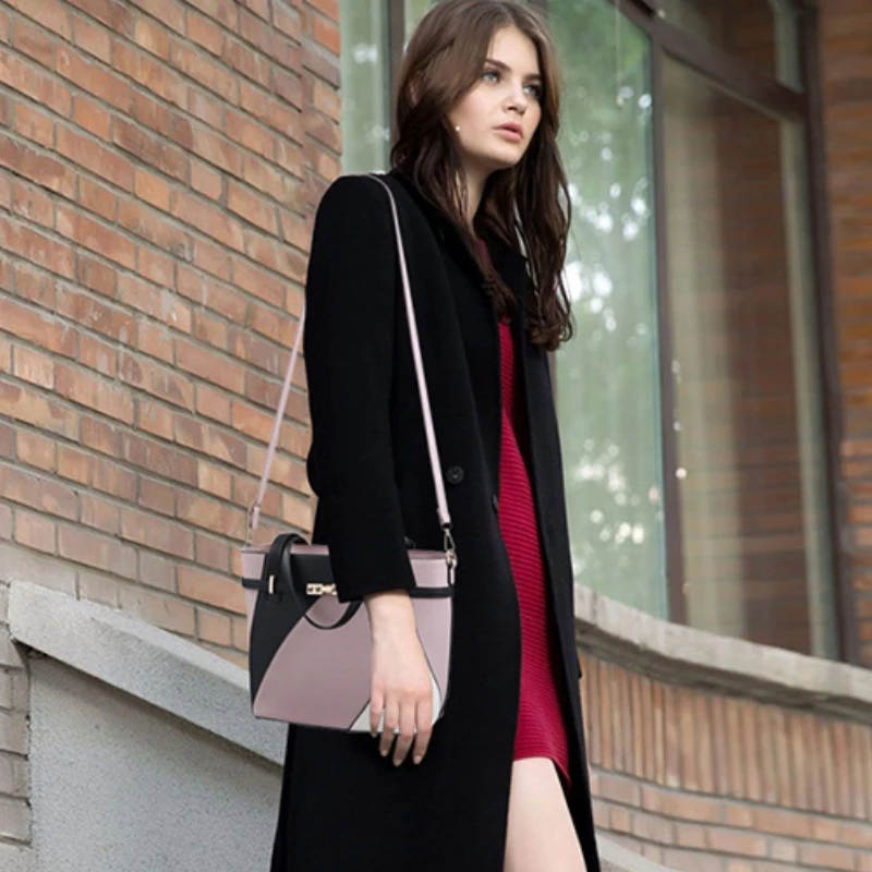 

Women's Handbag Pu Leather Crossbody Shoulder Fashionable Zipper Portable Large Capacity Messenger Shopping Soft Bucket Bag New
