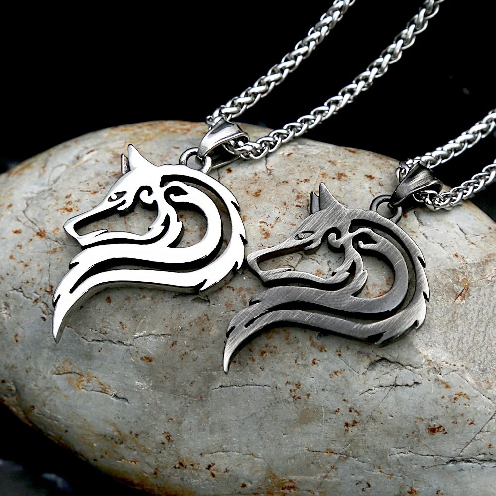 

Fashion Amulet Wolf Animal 316L Stainless Steel Necklaces For Men Women Cutout Wolves Pendant Chain Necklace Jewelry Gifts