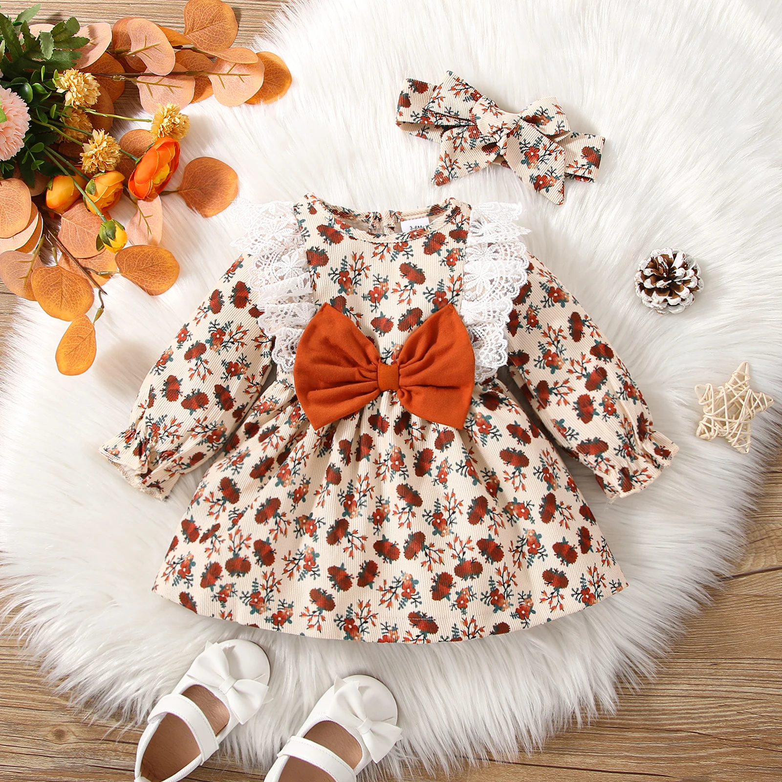 

PatPat 2pcs Baby Girl Ruffle Trim Bow Front Allover Floral Print Corduroy Long-sleeve Dress with Headband Set