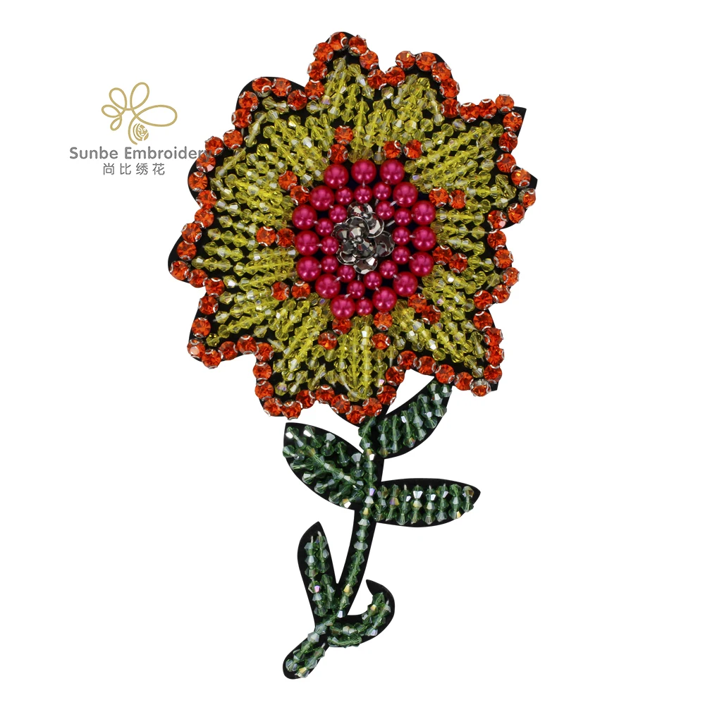 

Beaded Sunflower Patches Floral Patches Embroidered Applique Sew on Clothes Decorative Badges 5pieces