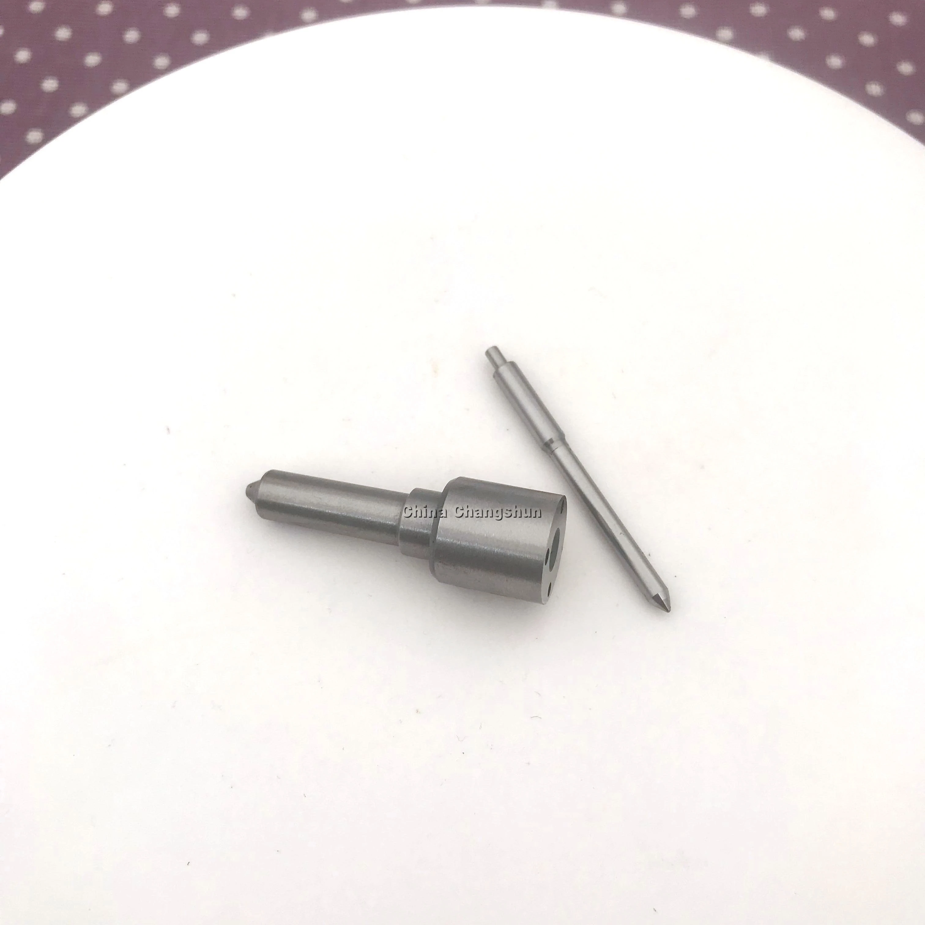 105017-0140 DLLA152PN014 OEM дизельные форсунки DLLA140PN003 RD90 двигатель