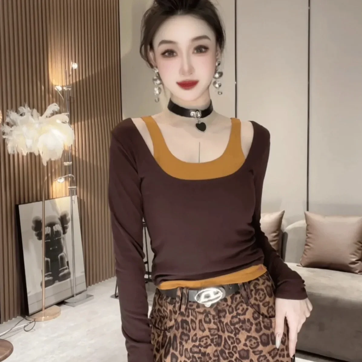 Осенняя футболка с длинными рукавами и цветными блоками 2024 состоящая из двух