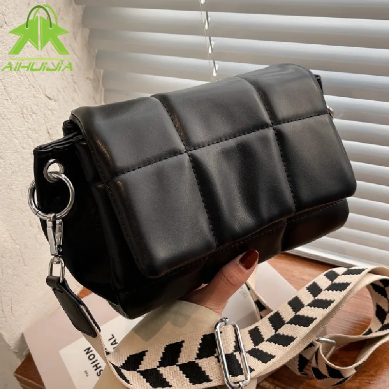 

Luxury Sewing Thread Handbags Women Bags Designer Shoulder Bag 2022 New Casual Wide Messenger Bag Soft Flap Female Crossbody Bag