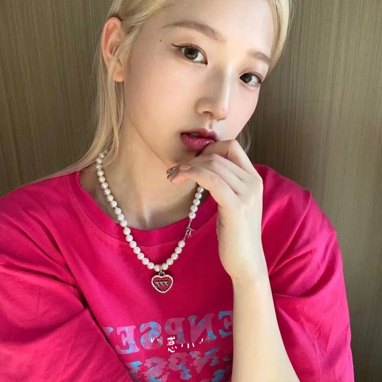 Продажа Серьги-гвоздики Heartbreak Red Love Letter M с номером 777 жемчужное ожерелье милые