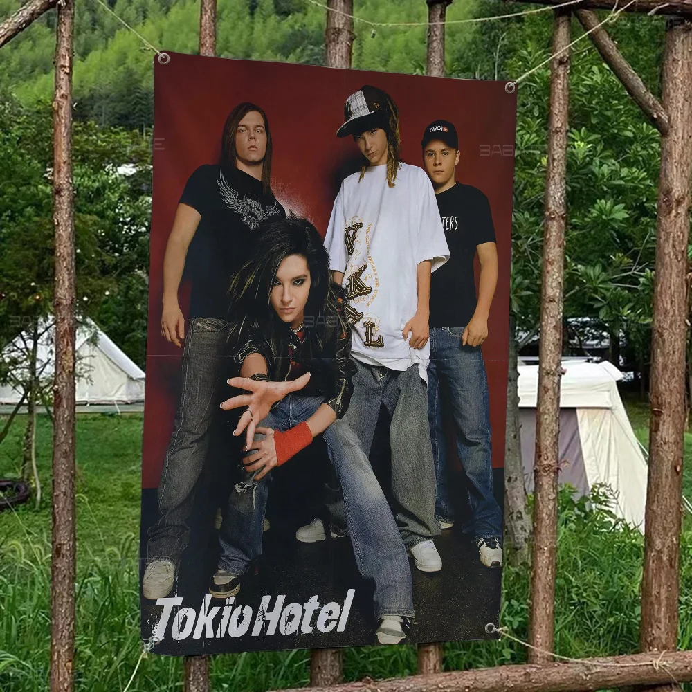 Tokio Hotel Маленький размер Баннер Черлидинга Ручной флаг Флаги для уличной