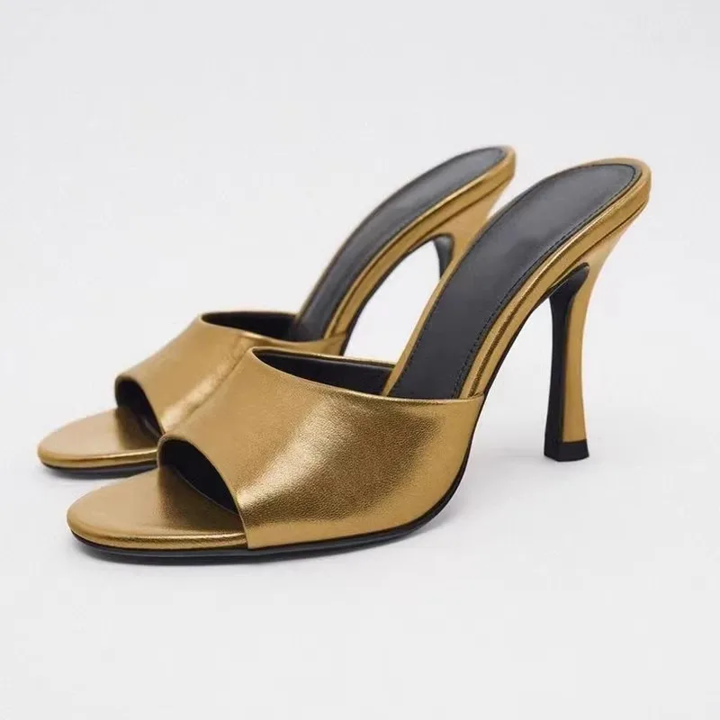 Женские туфли на высоком каблуке с ремешком пятке круглым носком