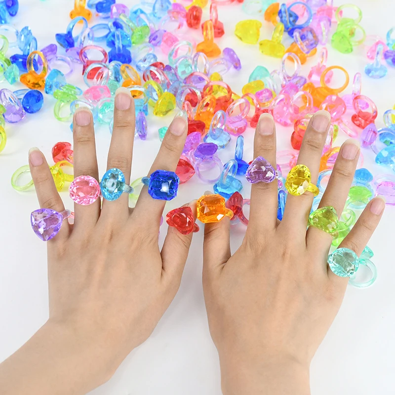 

10Pcs/Lot Simulation Animal Bear Fish Plane Models for Kids Baby Bath Toys Aquarium Fish Tank Accessories Vase Filler Decoration