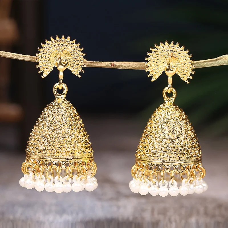 

Vintage Women Indian Bell Alloy Peacock Earrings Gypsy Jewelry Bohemian Ethnic Bollywood Bijoux Tribe Pearl Tassel Drop Earrings