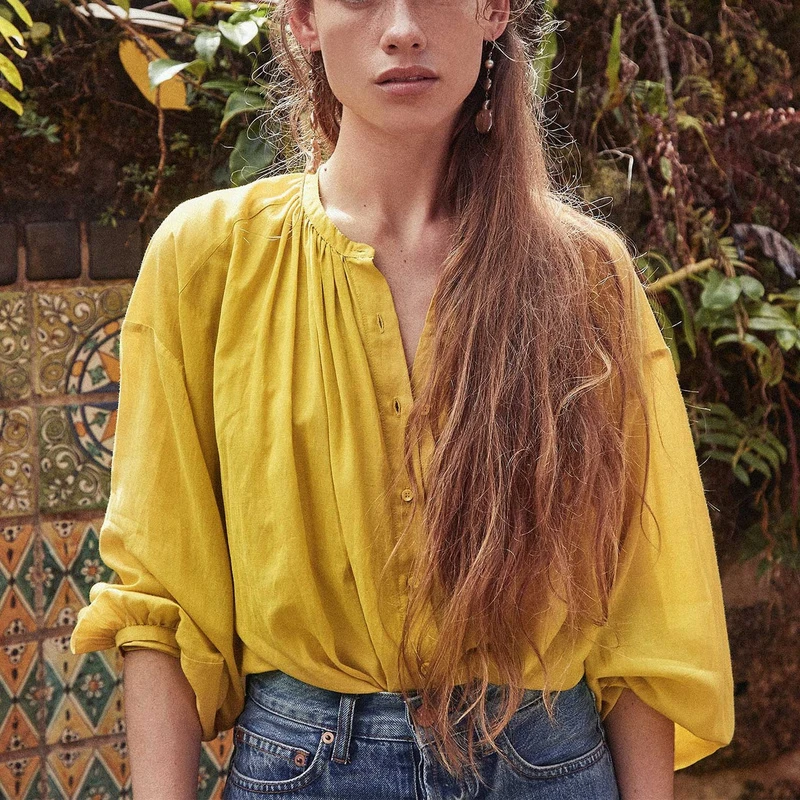 

French O-neck Lantern Sleeves Casual Loose Long-sleeved Blouse Women's 2023 Summer Cotton Commuter Wild Single-breasted Top