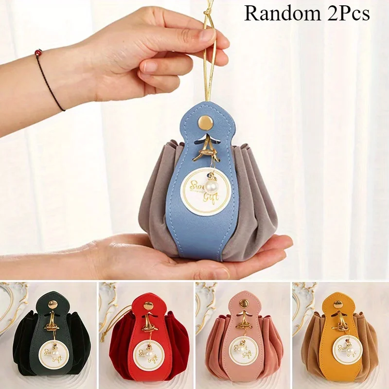 

Фланелевые подарочные сумочки на шнурке 2 шт