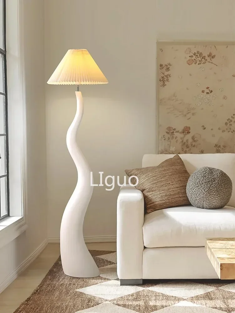 Дизайнерская Напольная Лампа из кремовой смолы вертикальная лампа E27 для