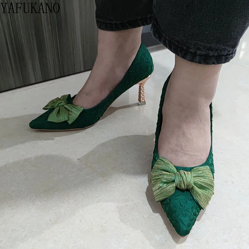 

Green Silk Bowknot High Heels Pumps Sexy Pointed Toe Metal Stiletto High Heels Wedding Party Shoes Woman 2022 New Arrivals