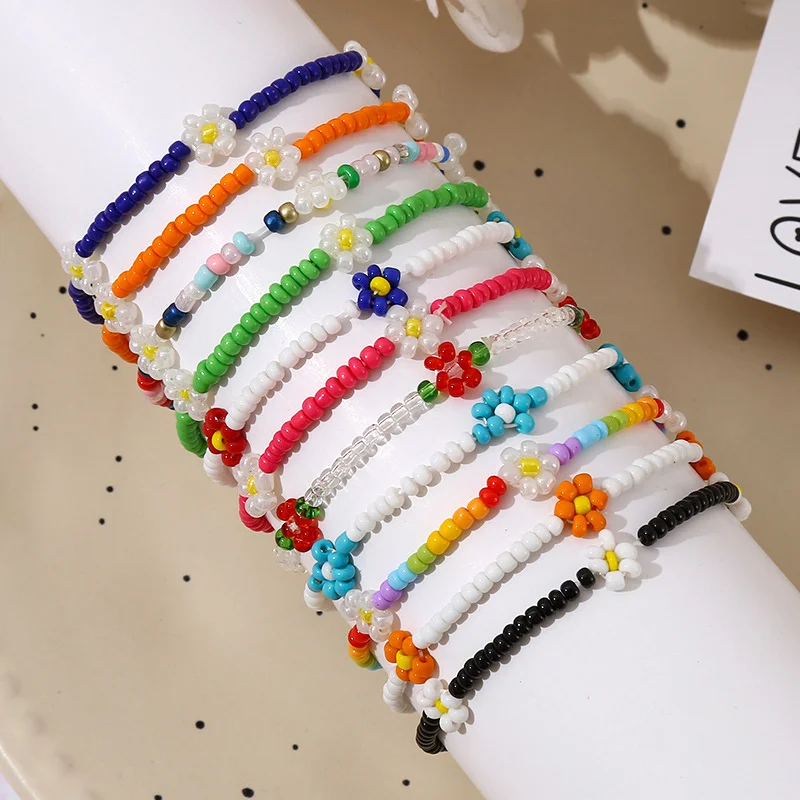 Женский эластичный браслет с бусинами 1 шт.