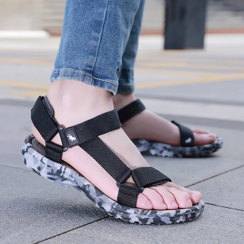 

Men Sandals Summer Non-slip Fashion Outdoor 2 Lightweight Beach Shoes Gladiator Sandalias for Male Casual Sports Sandalias