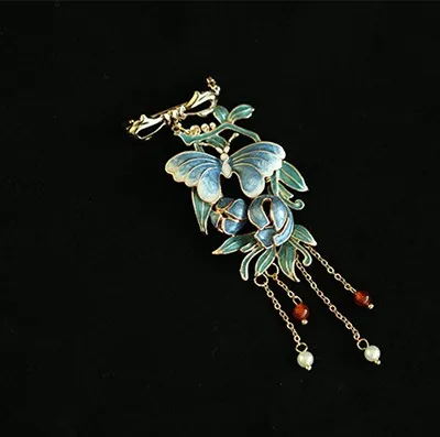 

Брошь в китайском стиле синяя