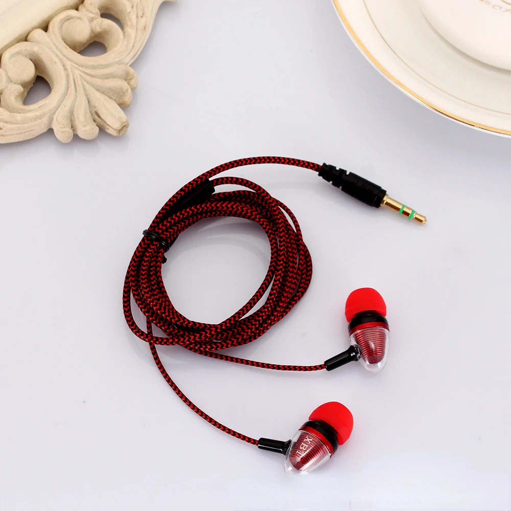 

Colors 3.5mm Wired Earphones Sports Running Headset MP3/mp4 Roping Stereo 3.5mm Subwoofer In Ear Earbud 1.1M For Samsung