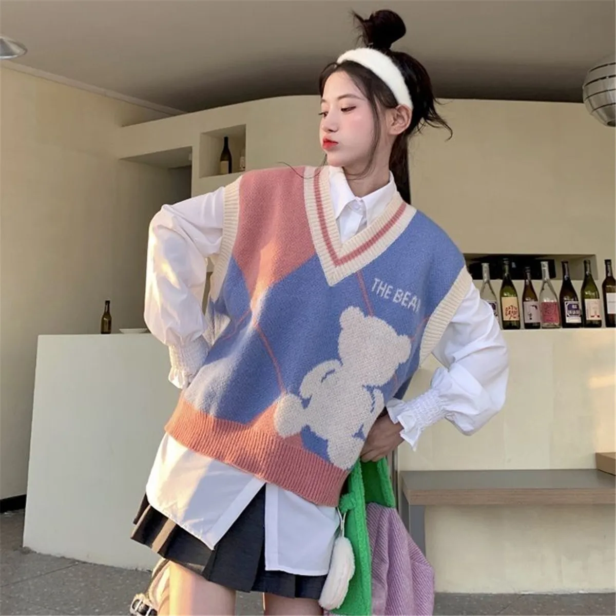 

Модный винтажный свитер с принтом медведя, Свободный вязаный пуловер в стиле панк, женские топы большого размера с V-образным вырезом