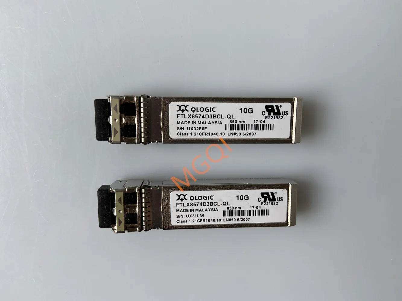 Оптический коммутатор Qlogic 10g/FTLX8574D3BCL-QL/0693C5/10G 850NM SFP/Qlogic 10g sfp-трансивер/волоконный