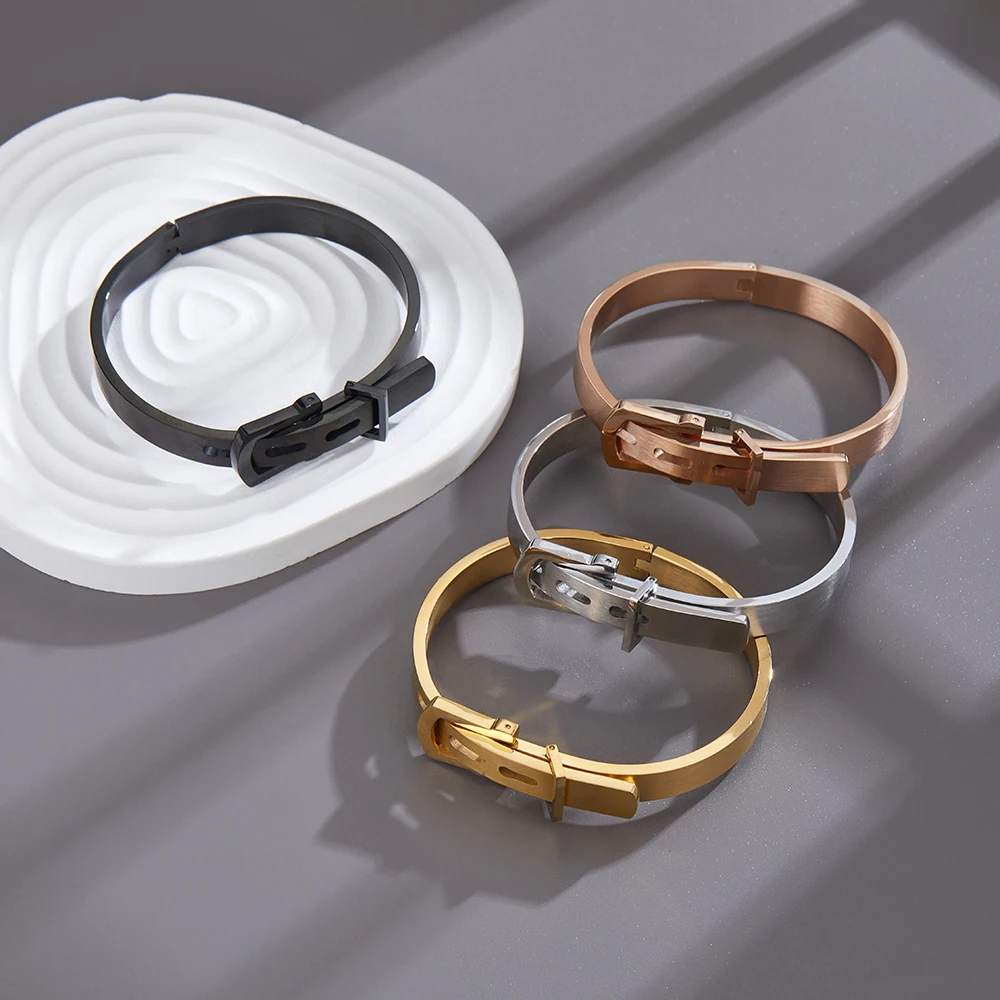 

High Quality Geometric Creative Belt Buckle Design Cuff Stainless Steel Bangle Bracelet For Woman Fashion Party Holiday Jewelry