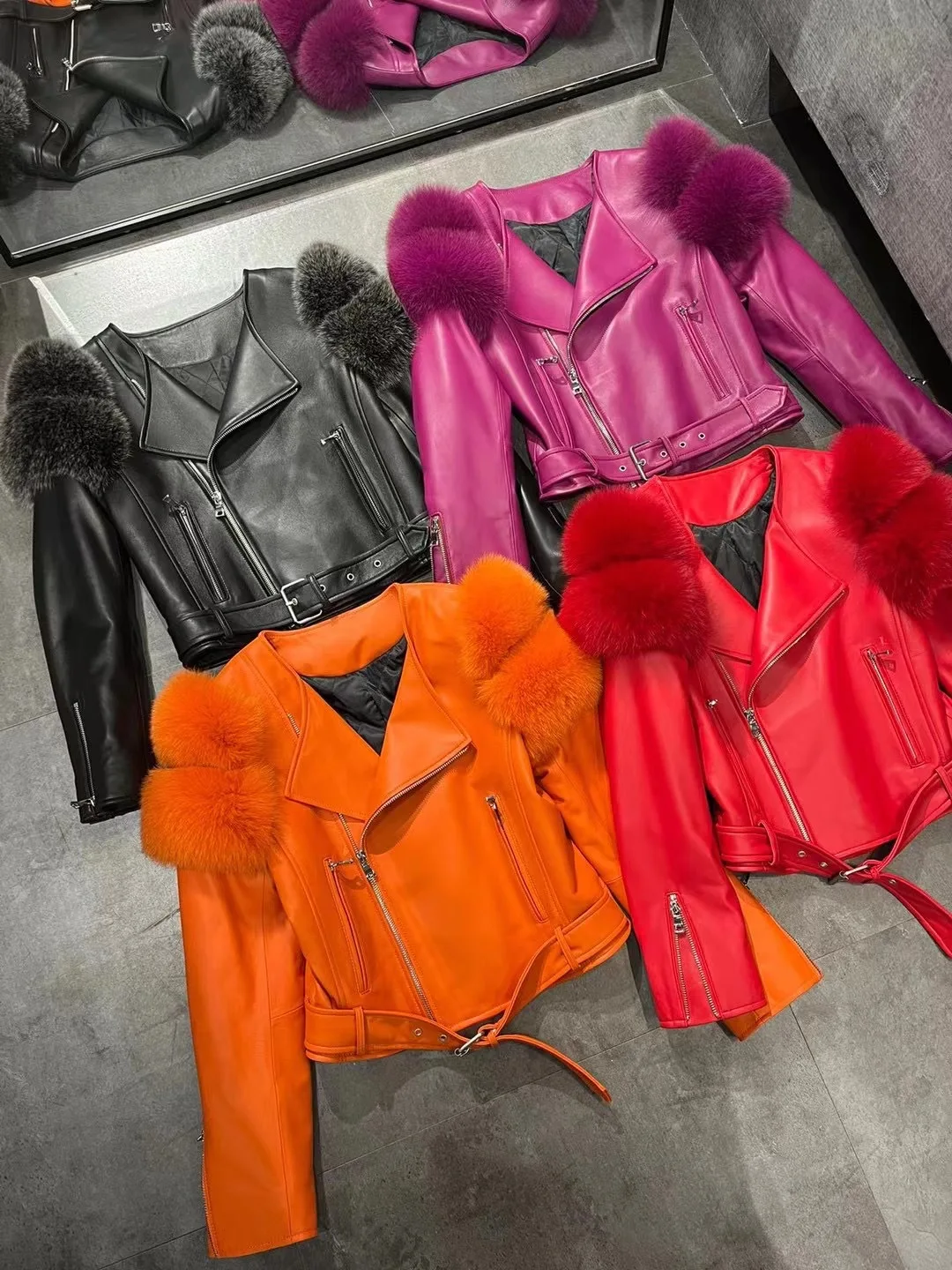 

FURTJY Ladies' Genuine Leather Jacket with Fur Sleeve Women's Natural Lambskin Outfit Luxury Lady Jackets Real Leather
