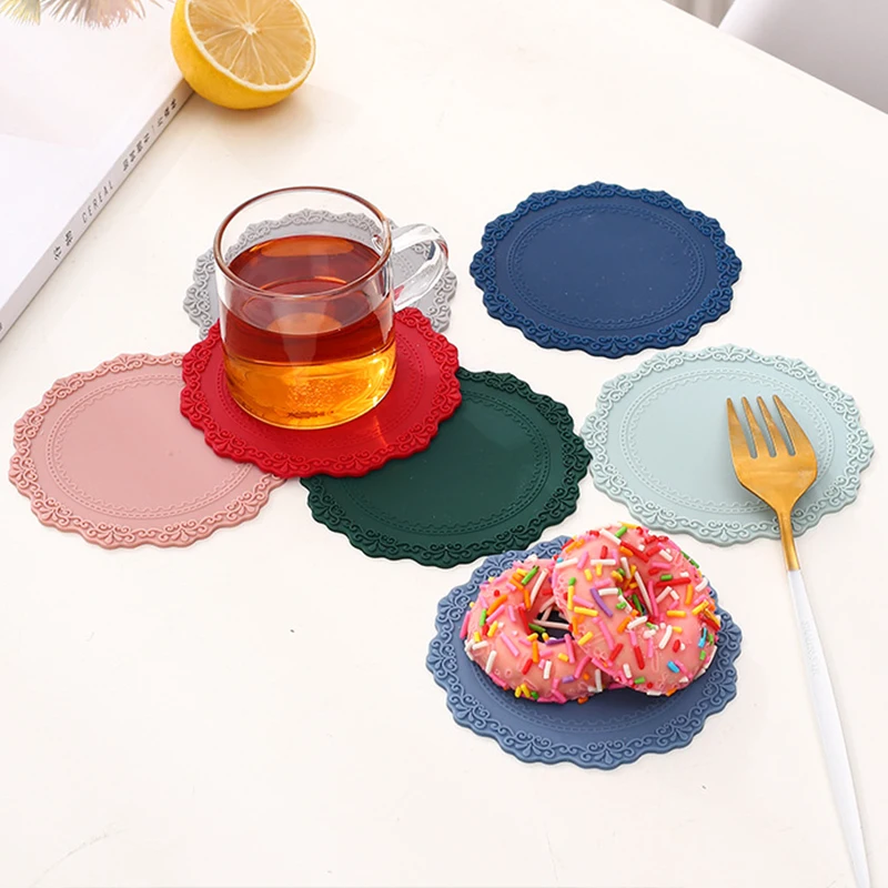 

Lace Silicone Placemat Tableware Heat/Wear Resistant Non-Slip Washable Flower Table Mat Cup Mat Dinner Table European Mat New