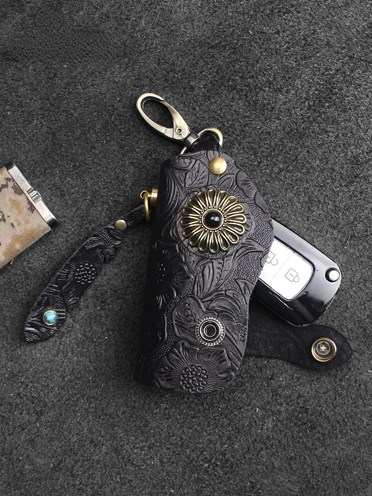 

Handmade Cowhide Car Key Case Men and Women Top Layer Leather Universal Car Key Case Retro Waist Mounted Key Buckle Fashion