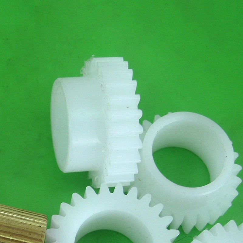 

POM 0.8M 26/29/30/32/33 Teeth Spur Nylon Plastic Gear With Copper Sleeve