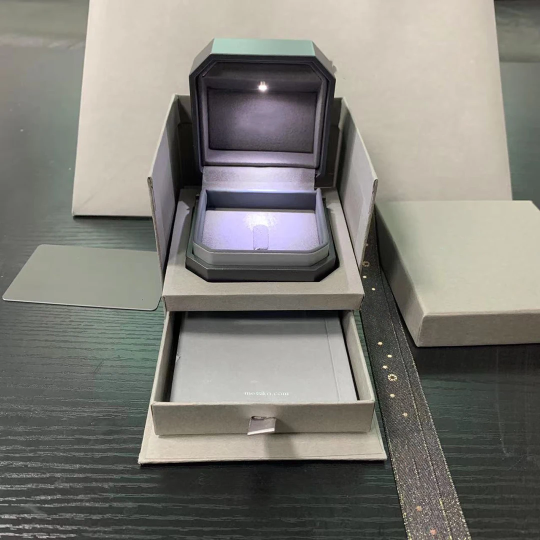 Exquisite jewelry packaging, necklace, ring, bracelet packaging, more packaging please send information
