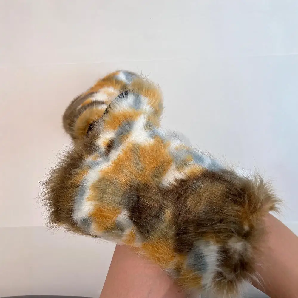 Красочные волосатые сапоги на толстой подошве круглый носок наклонный каблук