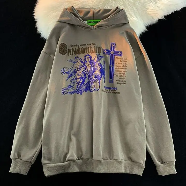 Рисунок 5 - Толстовка с капюшоном в американском стиле ретро