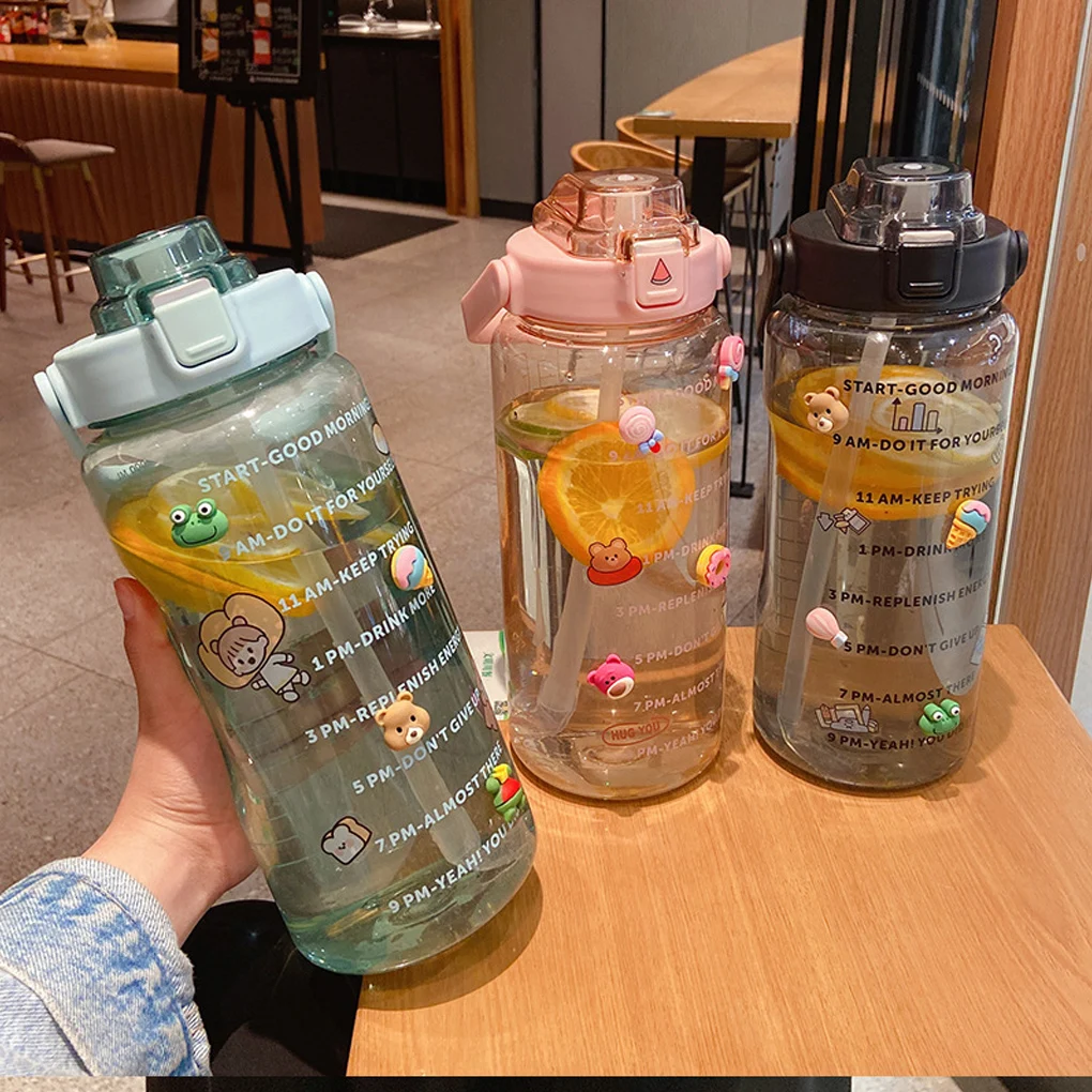 

2L Large Capacity Water Bottle Sports Straw Water Bottle Portable Fitness Bike Cup Summer Ice Cold Water Jug with Time Marker