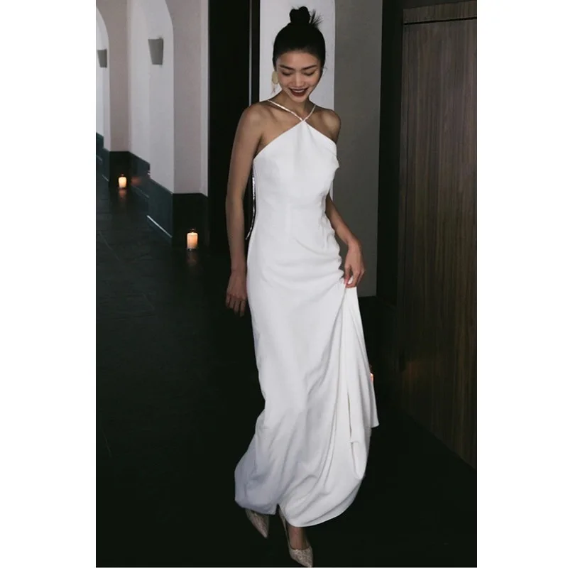 

Halter Light Wedding Backless Vintage Simple White Slim Travel Photography Small Tail Beach Dresses Seaside Holiday Beach Dresse