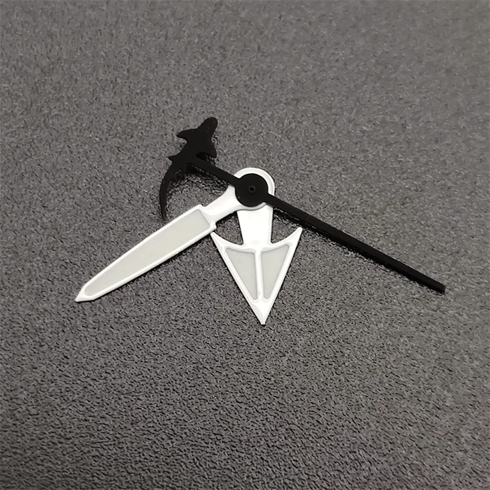 NH35 new abalone pointer modified table needle C3 strong green fish second applicable Japan 4R36 automatic movement