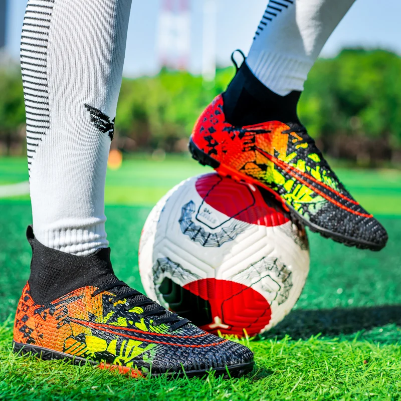 Original Soccer Shoes For Men Kids Professional Football Boots Outdoor Grass Football Cleats Sneakers Men Futsal Training Shoes