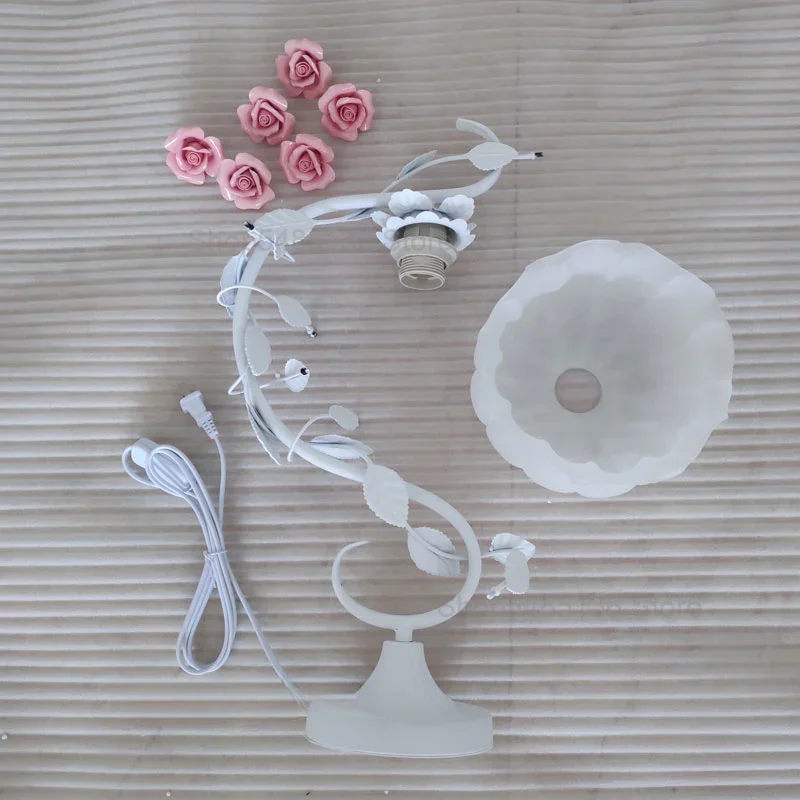 Европейские настольные лампы с розовыми цветами для гостиной спальни стеклянная