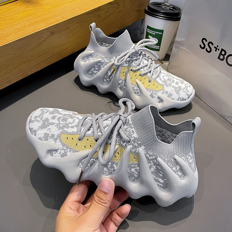 

2022 New Girls Running Shoes Black Beige Women Sock Sneakers Brand Designer Ladies Walking Shoe Breathable Jogging Shoes Women