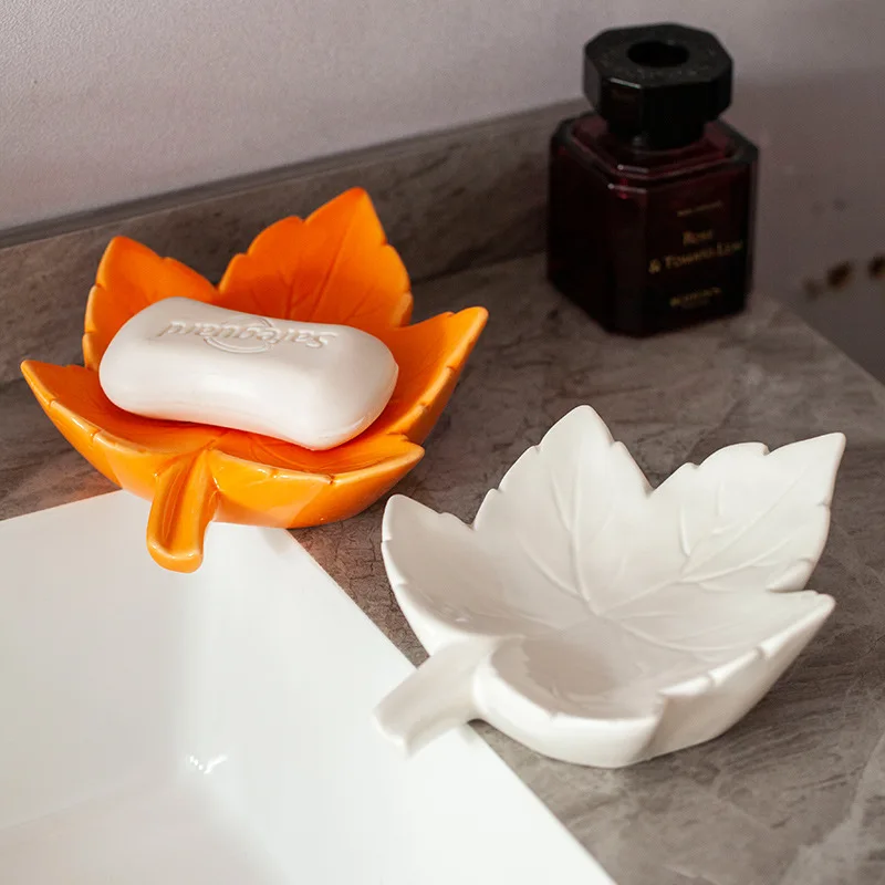 

Creative Soap Box Portable Leaf Soap Holder Bathroom Household Ceramics Drain Soap Rack Soap Dish Tray Bathroom Accessories