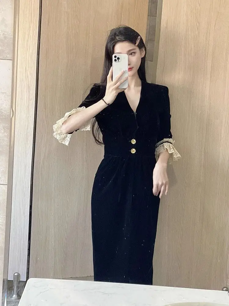 Korejepo Черное легкое роскошное платье в стиле Хепберн с длинными рукавами 2024