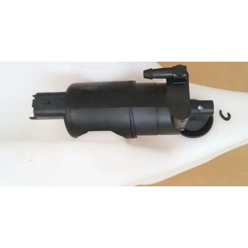 Бутылка для воды очистителя Dong Feng Aeolus S30 H30 CROSS