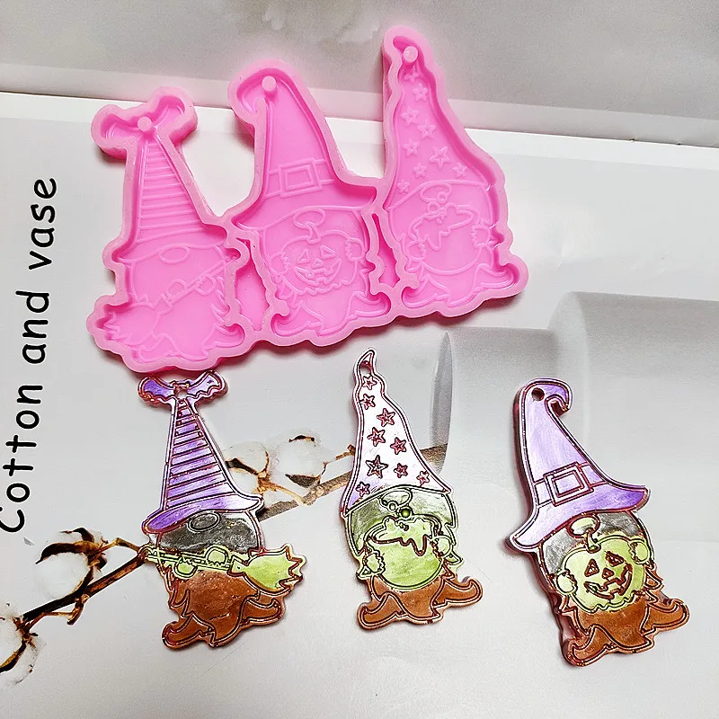 

DIY Santa Silicone mold - soft candy - resin - crafts - clay - candy - jewelry - clay mold, key chain mold - Christmas template